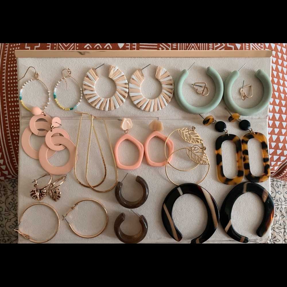 Statement earring bundle !